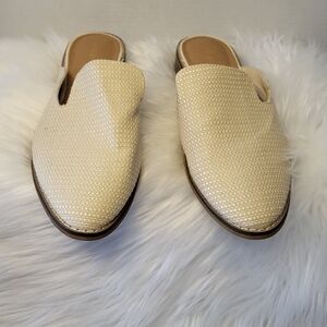 Indigo Elegant Cream Slip-On Women's Shoes, Size 10